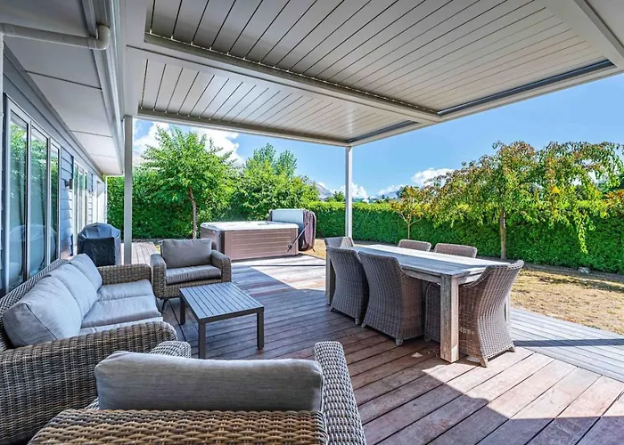 Haven Views And Fantastic Outdoor Living * 瓦纳卡
